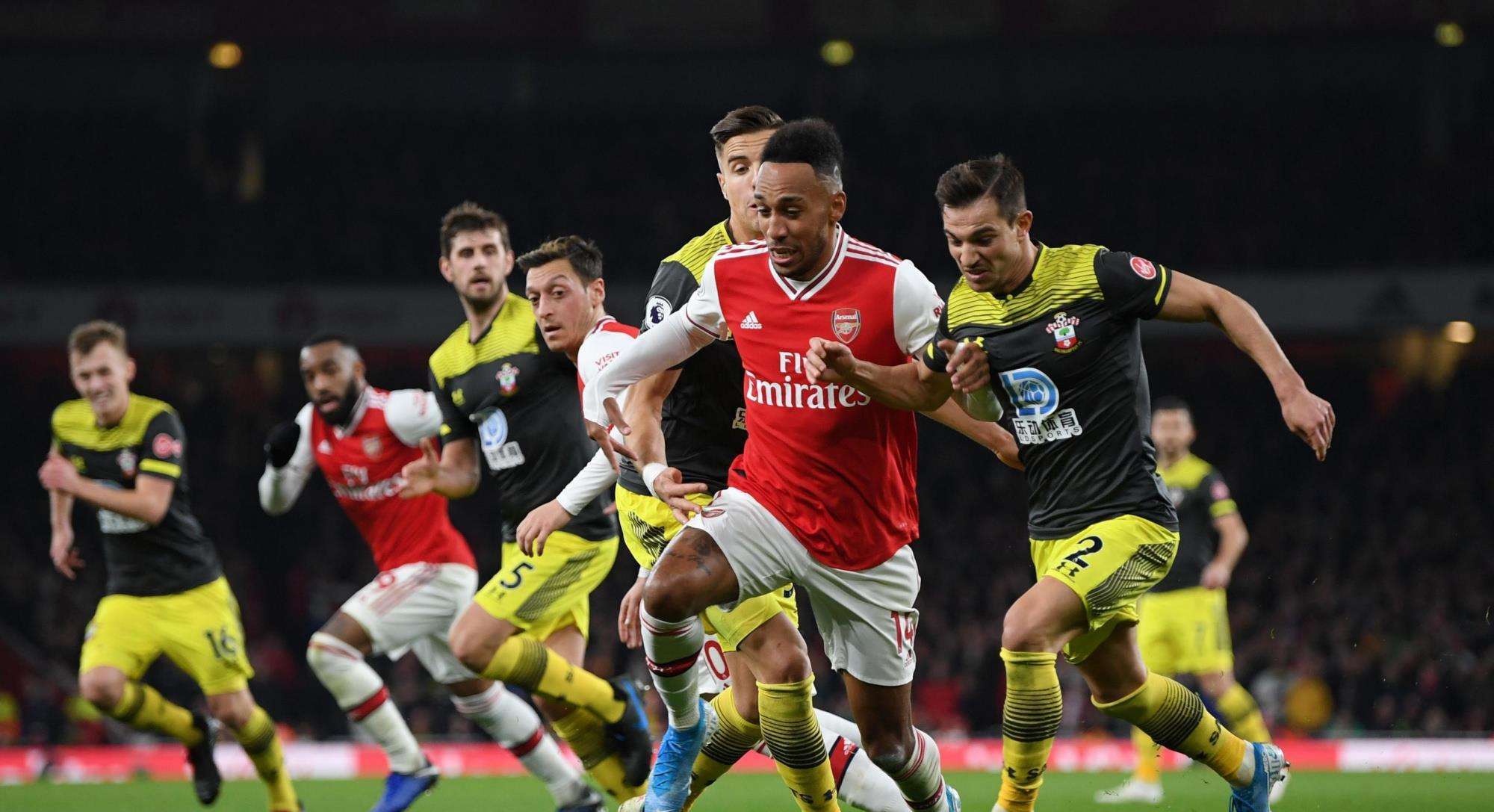 关于沃尔夫斯堡神勇！连胜双杀柏林联合，高居德甲榜首的信息