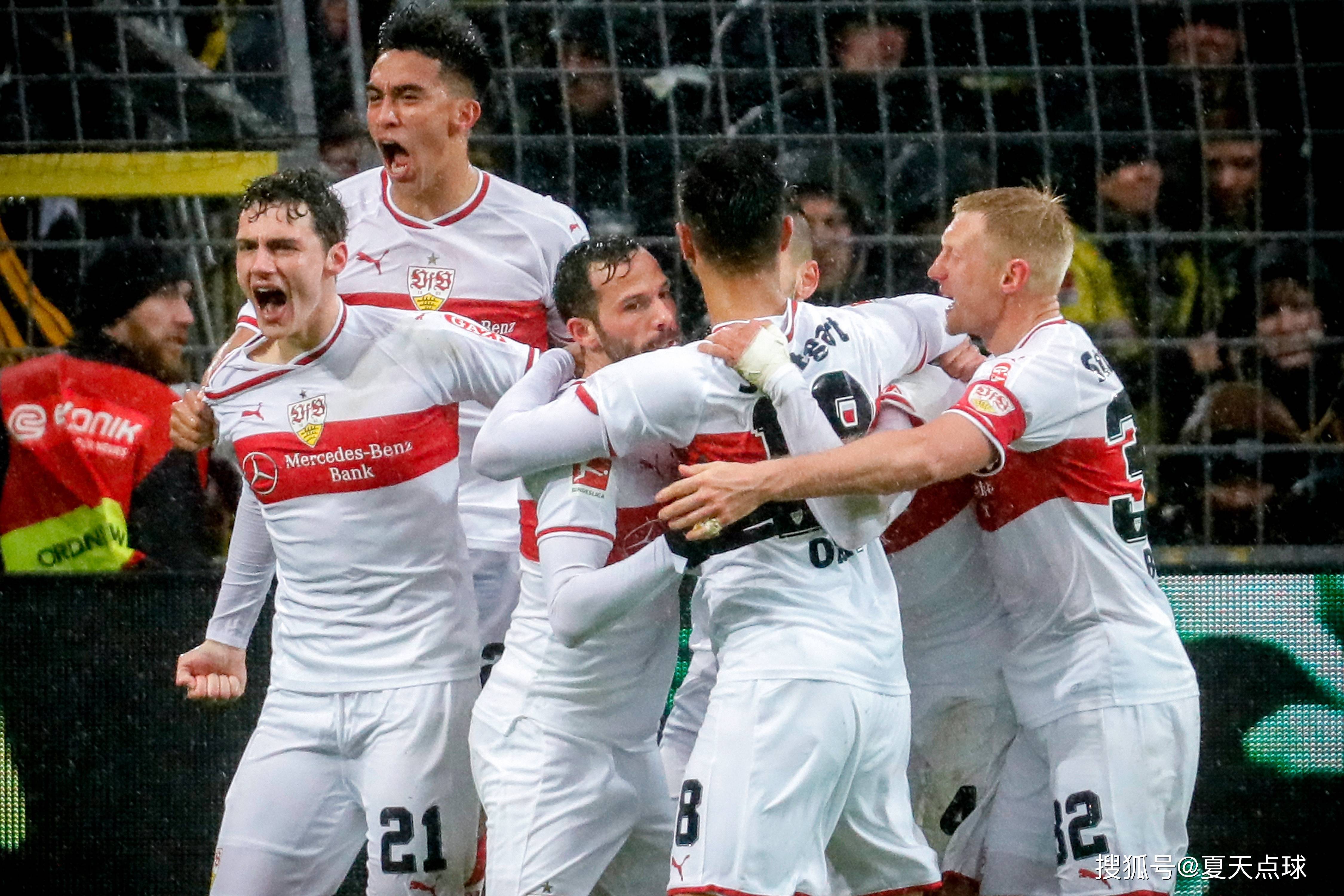 关于拜仁慕尼黑主场大胜,小组出线形势看好的信息 关于拜仁慕尼黑主场大胜,小组出线形势看好的信息