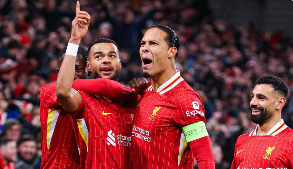 包含巴黎圣日耳曼队豪取胜利，晋级下一轮比赛的词条