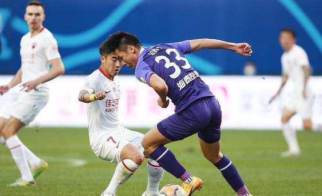 包含深圳佳兆业赛场失意，遭遇困境的词条