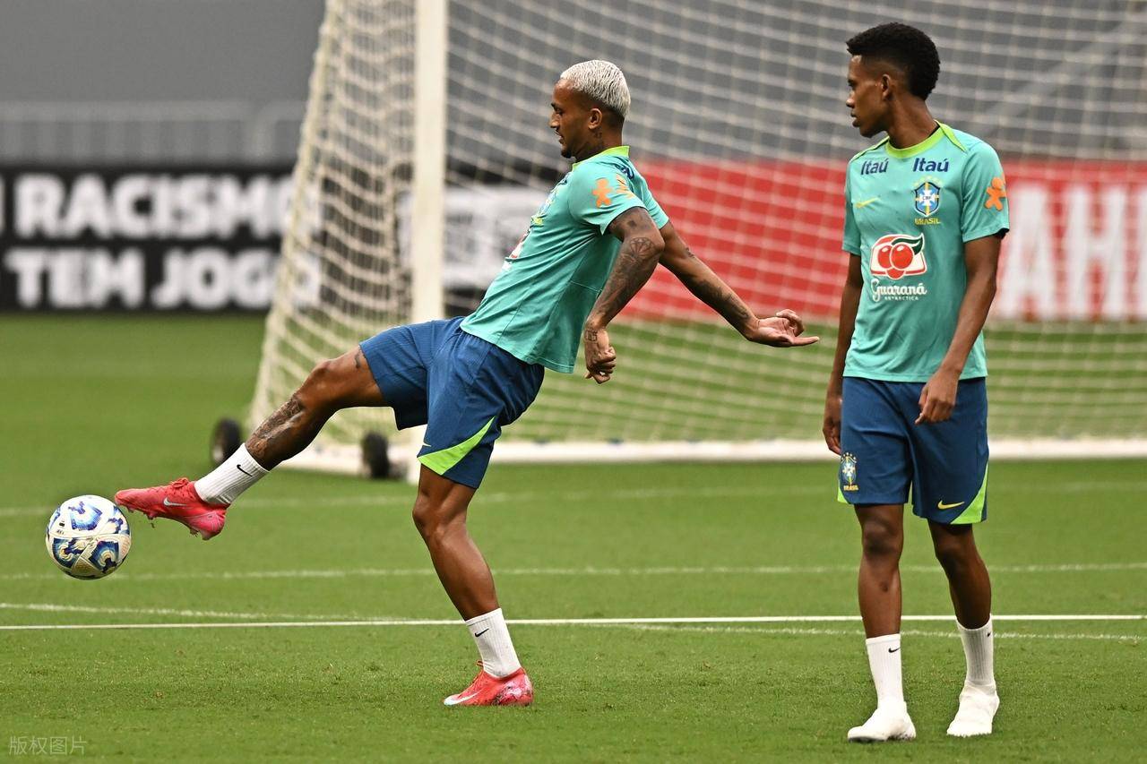 关于巴西冲冠之路，豪取五连胜轻松晋级的信息