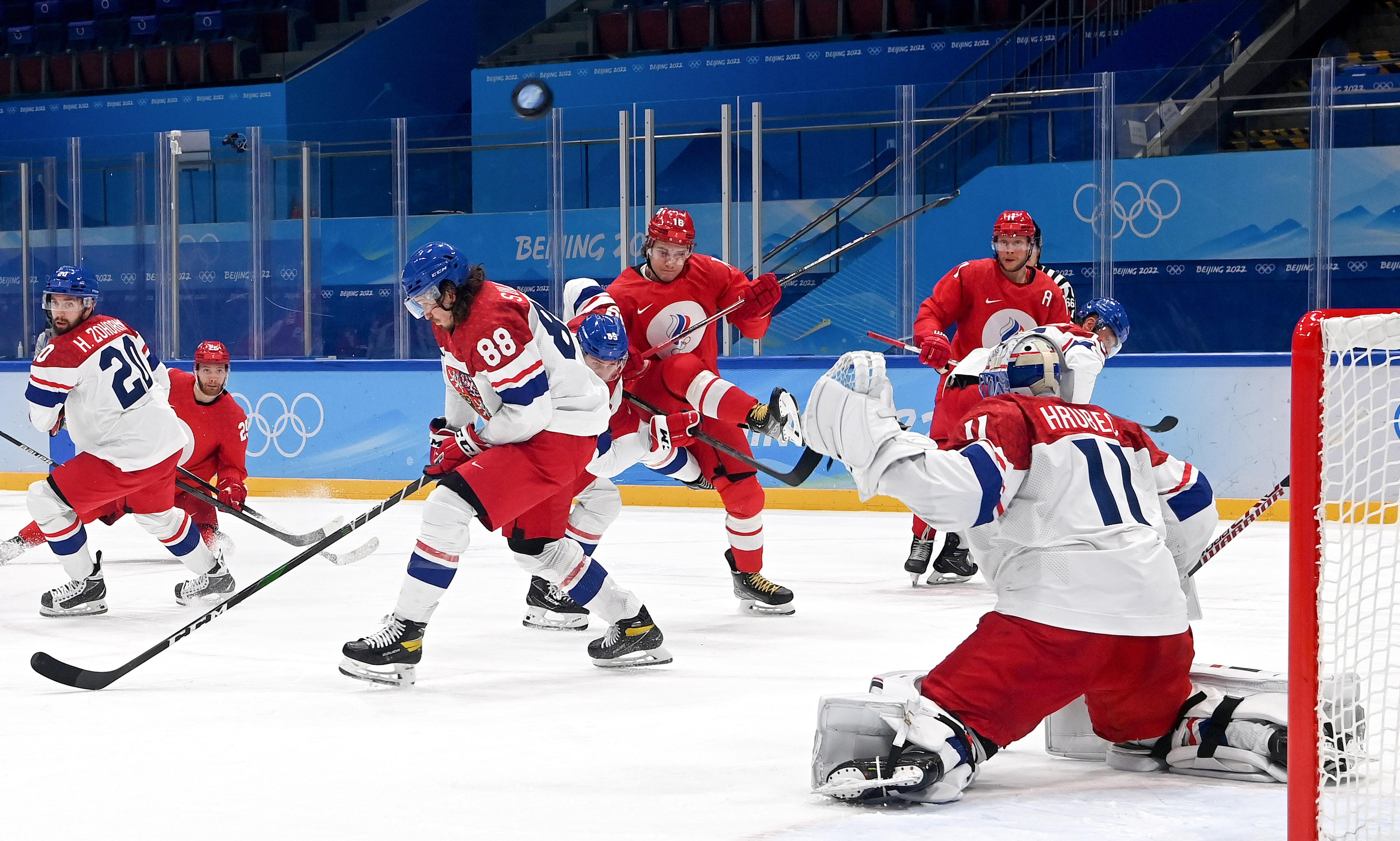 奥地利队在冰球比赛中击败对手 奥地利队在冰球比赛中击败对手