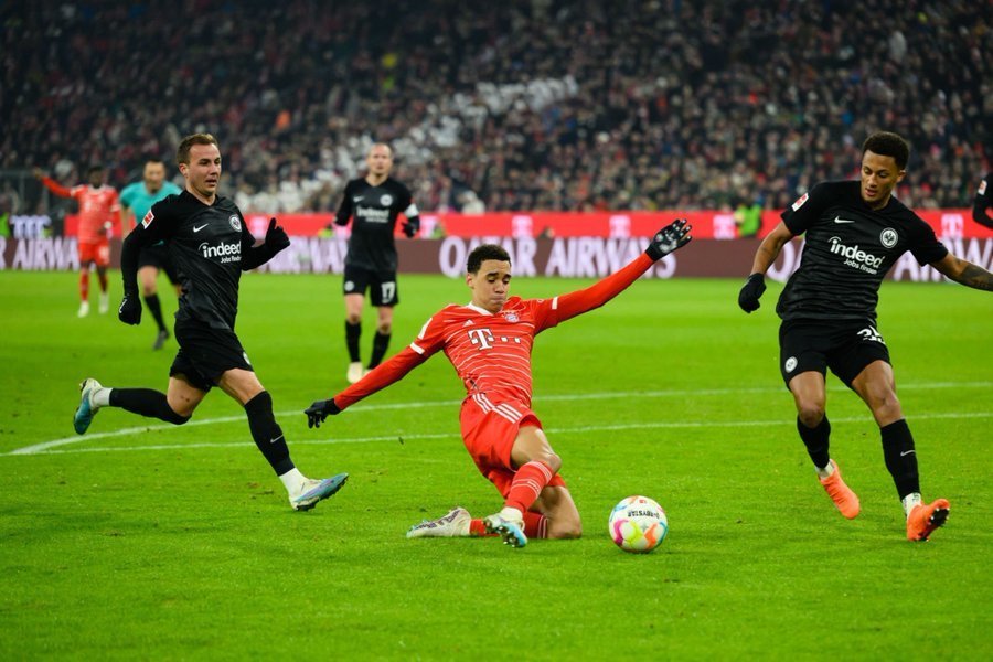 柏林联队取得两连胜，排名攀升至第十一的简单介绍