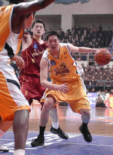 黑白直播在线观看-科威特击败乌兹别克斯坦晋级篮球半决赛