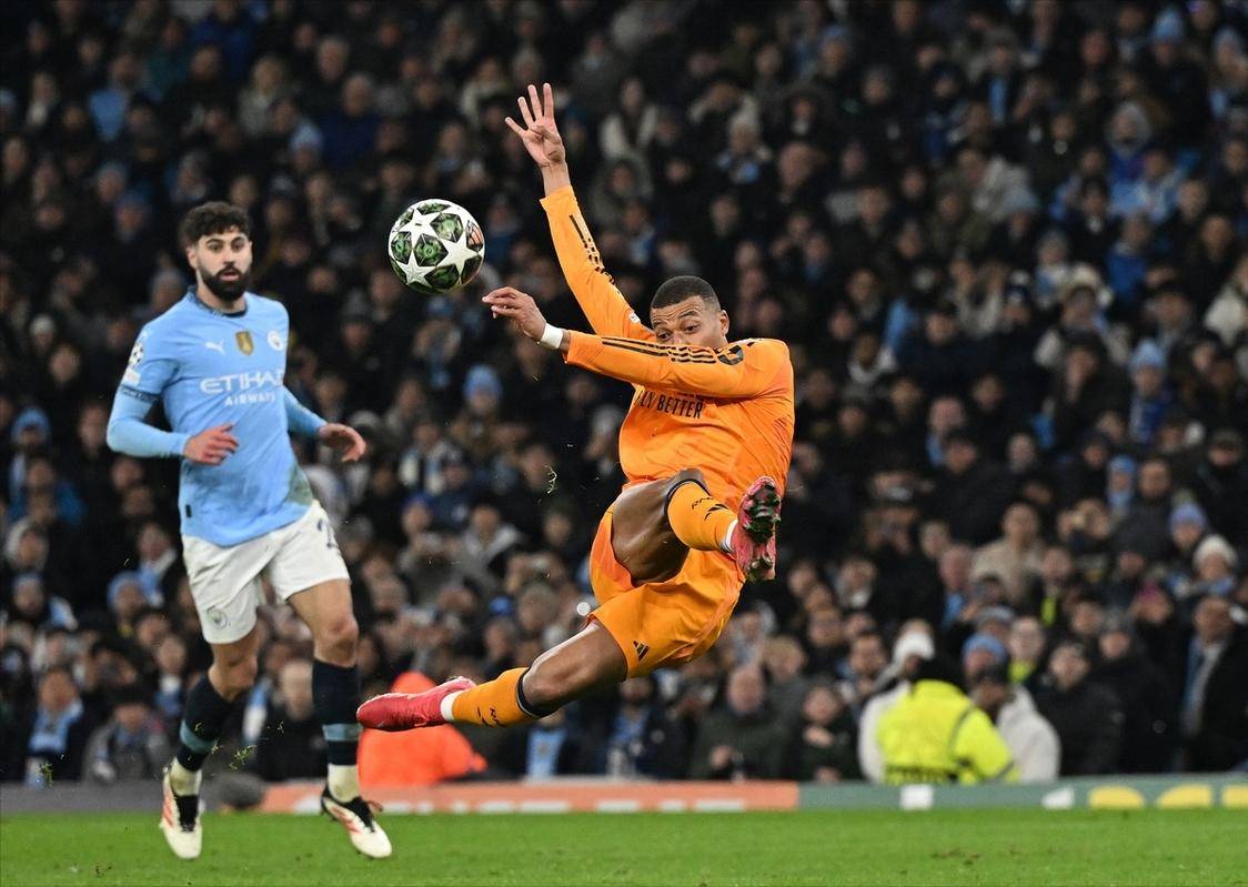 皇马遭遇勇士夺冠，欧冠局势紧张