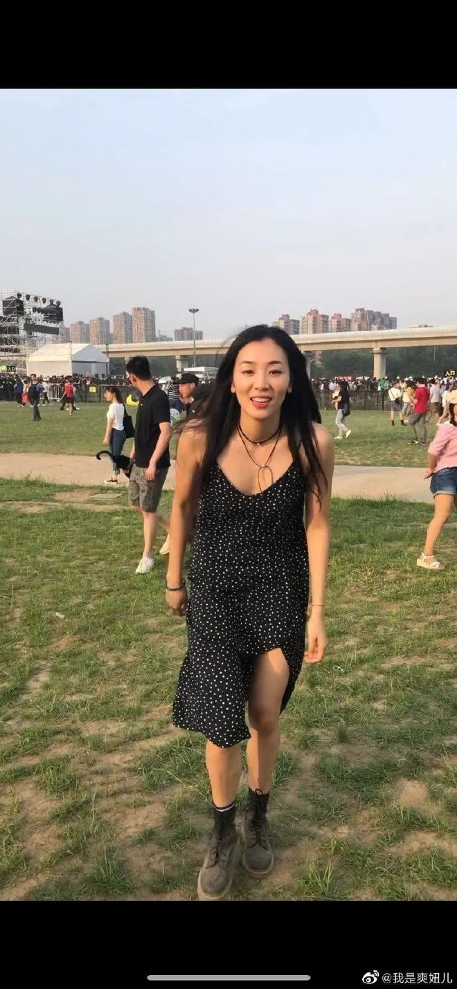 泰国女篮队员成为社交媒体焦点