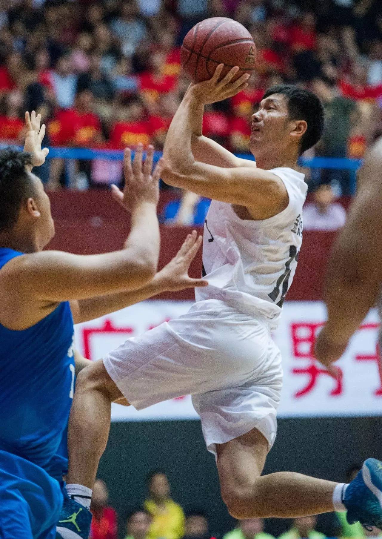 浙江队客场大胜赣州,保住季后赛席位的简单介绍 浙江队客场大胜赣州,保住季后赛席位的简单介绍