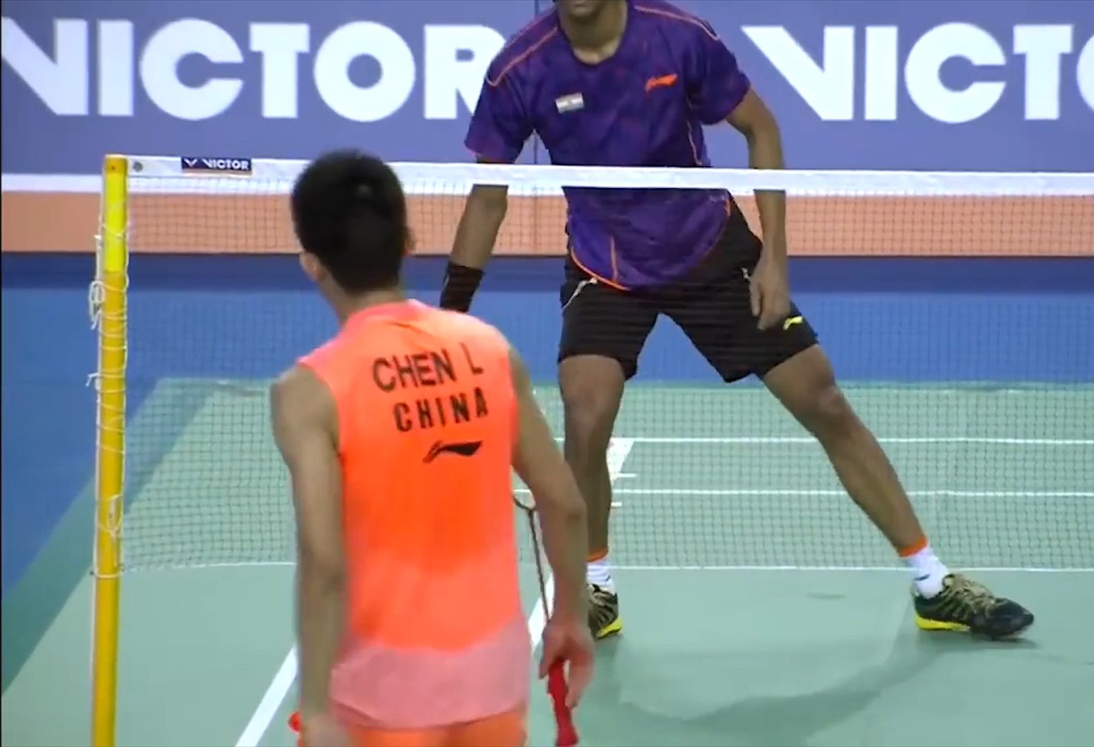 包含英格兰羽毛球队血洗印尼羽毛球队，谌龙统治全场的词条