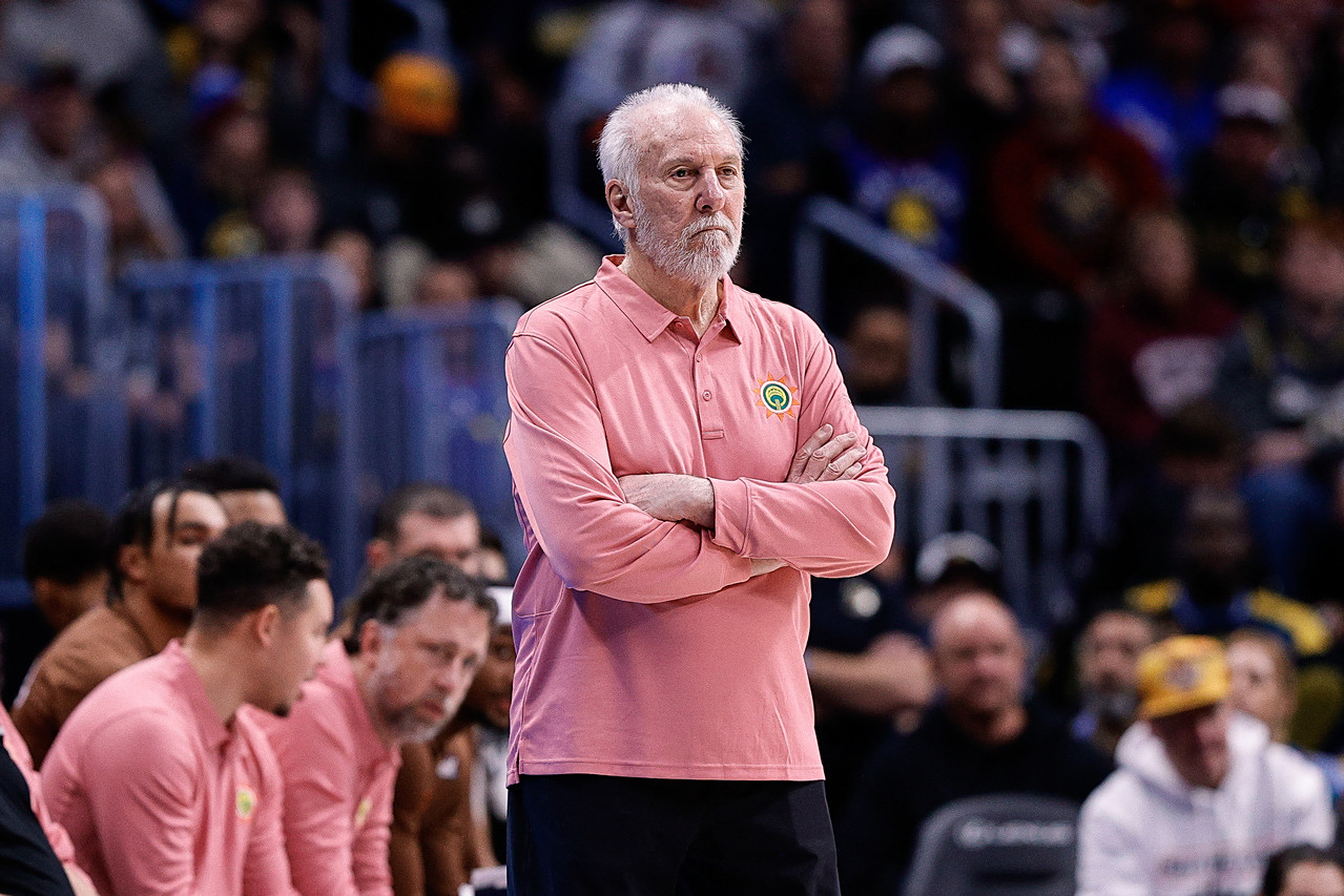 日本羽毛球队险胜法国羽毛球队，陶菲克打破历史纪录的简单介绍