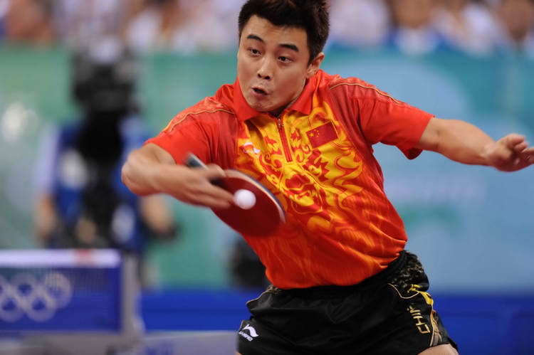 德国队横扫英格兰队，奥恰洛夫高光表现