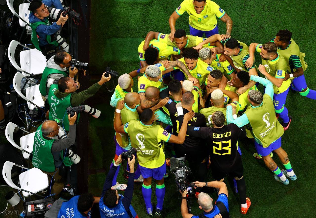 黑白直播nba在线观看-阿根廷完胜摩洛哥，卡塞米罗扛起全队