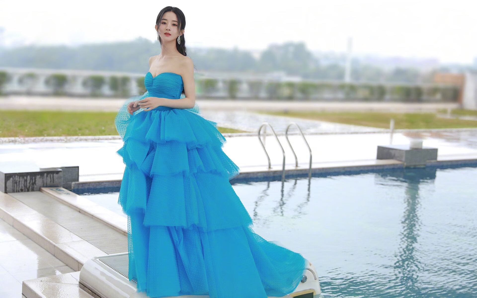 F1年度争冠之夜，一场由爱德华兹的数据风暴谱写的终极加冕