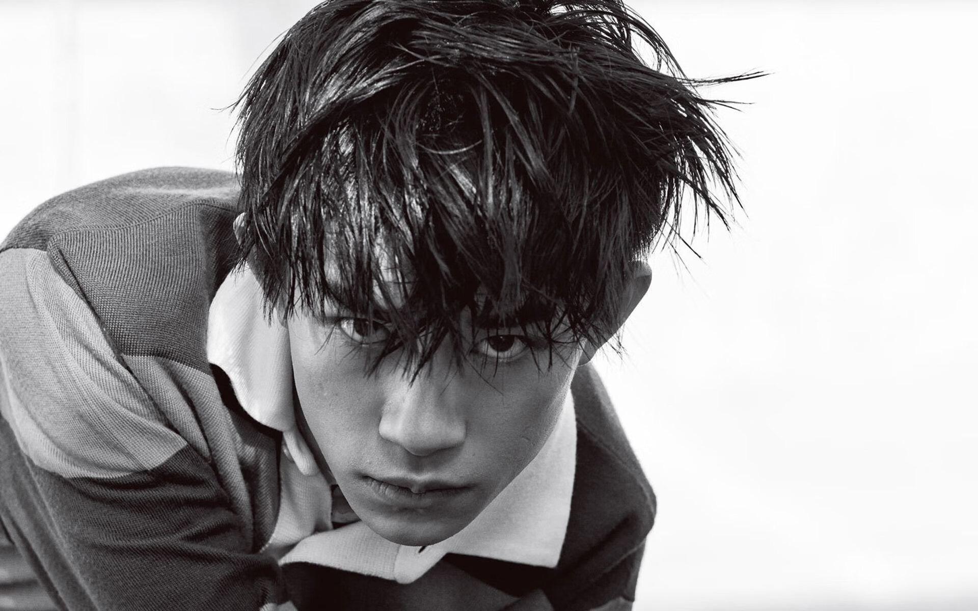 黑白直播在线观看-绝境之光，德甲争冠战之夜，乔治展露巨星本色