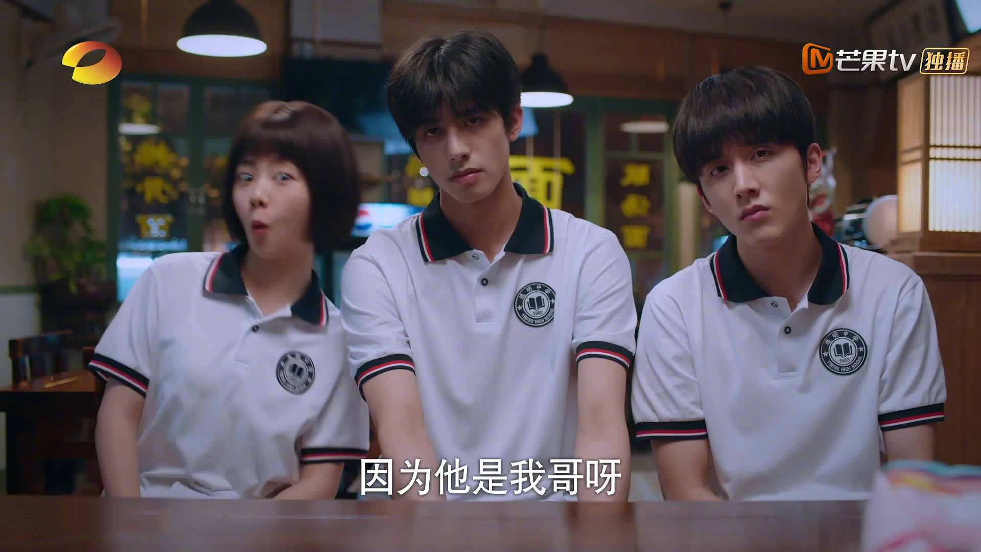 黑白直播在线观看nba-太阳炙烤开拓者！布克于舞台中央再证巨星本色