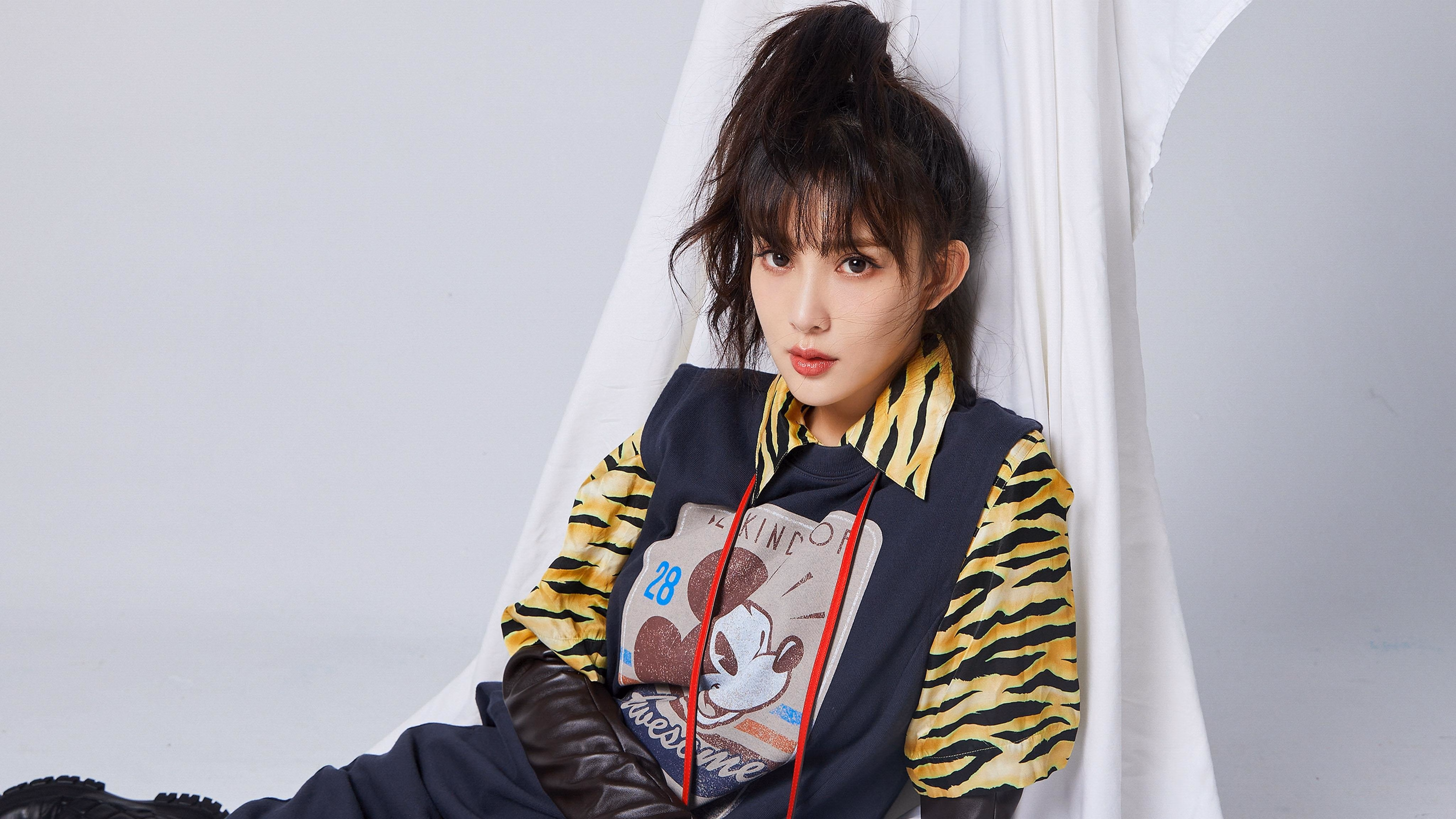 双星闪耀,丹麦足球狂胜那不勒斯,赖斯篮球抢七接管比赛