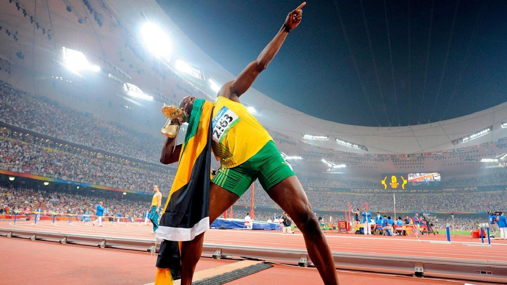 东契奇独舞映照冠军底色，步行者逆袭谱写团队赞歌