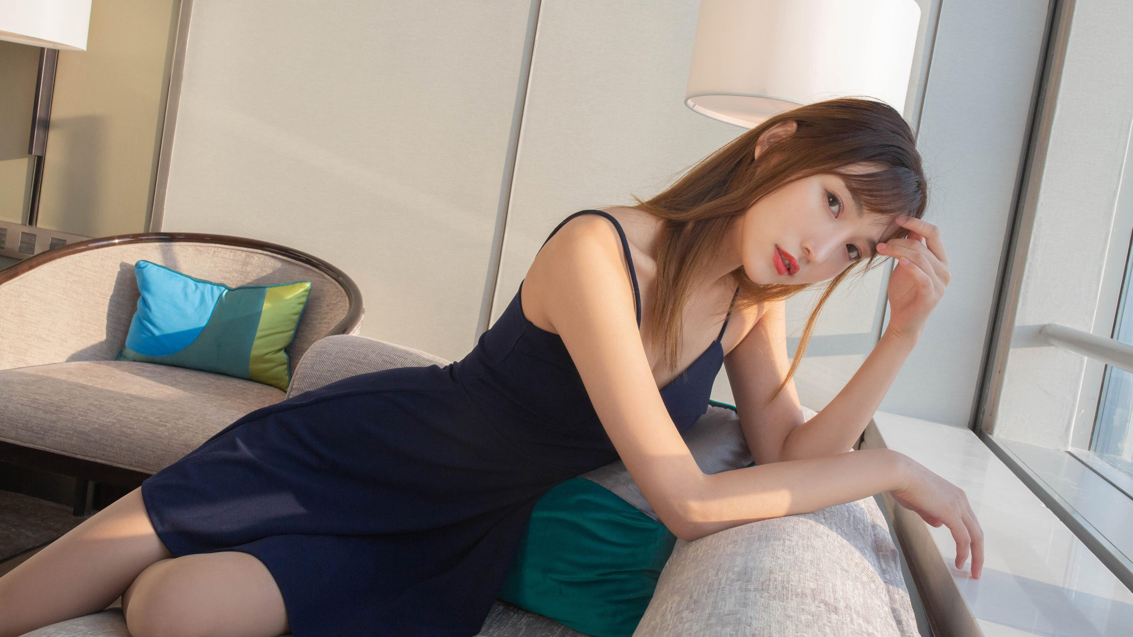 欧冠淘汰赛之夜，当克莱·汤普森的三分雨浇灭绿茵场上的悬念